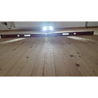 Pokládka dřevěné podlahy FEELWOOD na dvojitý rošt